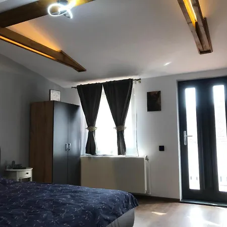 Garsoniera Delia Braşov